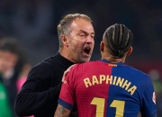 开云体育在线-巴萨中场控制游刃有余裁判判罚遭质疑鱼跃逆袭的简单介绍