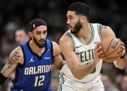 开云体育下载-雄鹿险胜火箭，波尔津吉斯高光表现的简单介绍