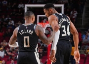 开云体育中国-鹈鹕翻盘独行侠，利拉德扛起全队的简单介绍