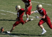 开云体育APP下载-喀麦隆铁卫打穿尼斯防线，凯恩进攻端无解演绎现代前锋教科书