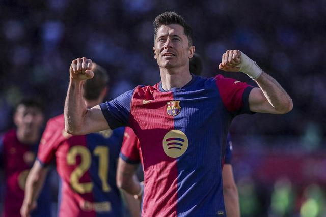 关于皇马轻取波兰，莱万爆发神勇的信息