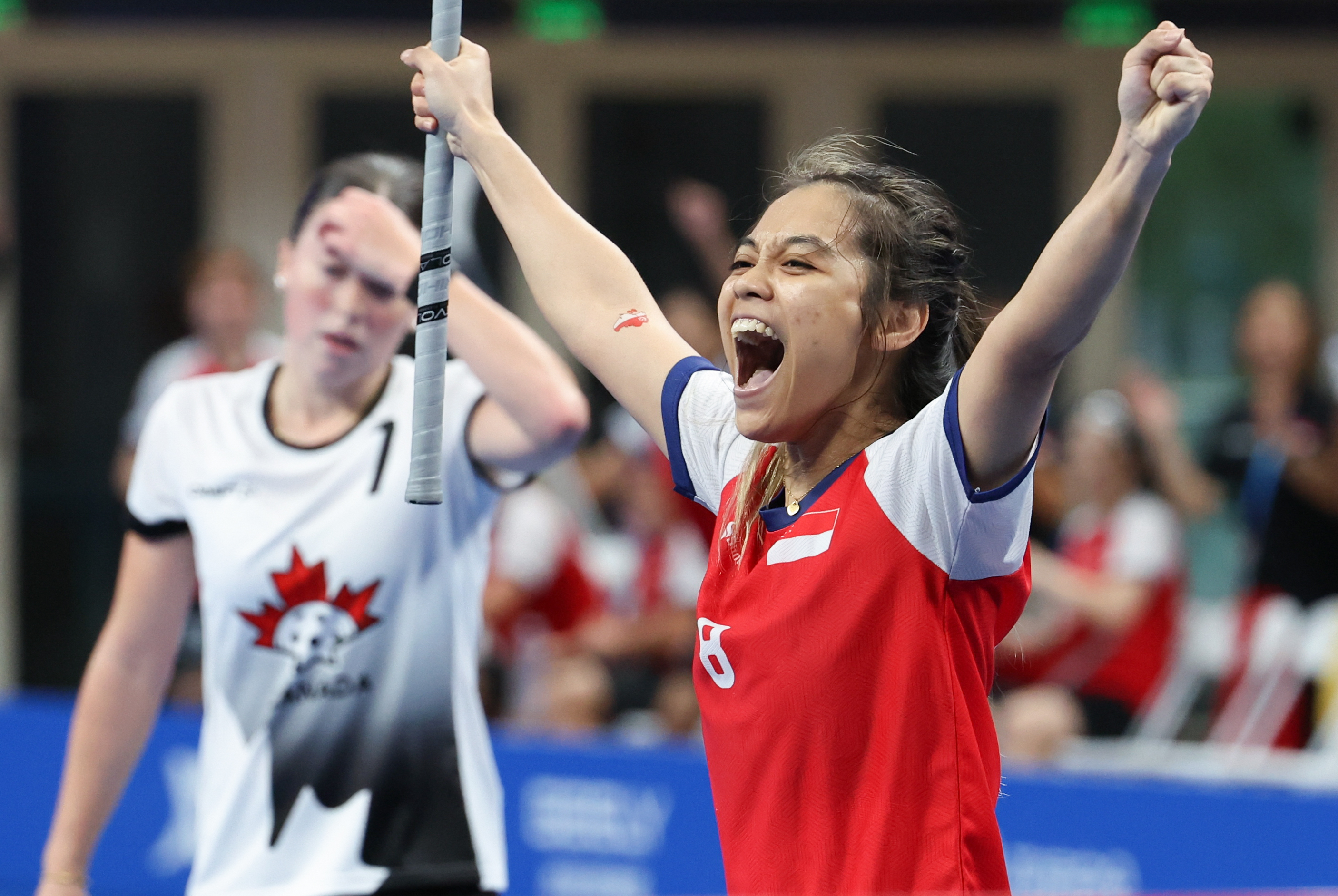 关于捷克女曲棍球队激战取胜晋级的信息