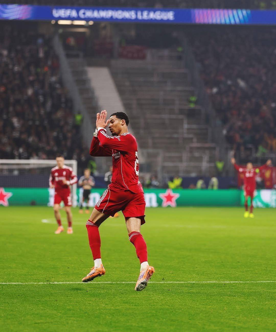 皇马胜阿贾克斯,一场惊心动魄的夺冠之战 皇马胜阿贾克斯,一场惊心动魄的夺冠之战