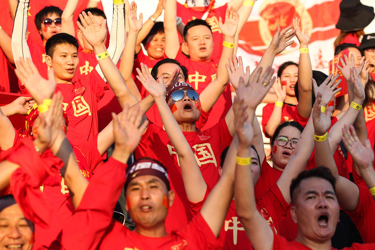 内蒙古队主场大胜，实现胜利！