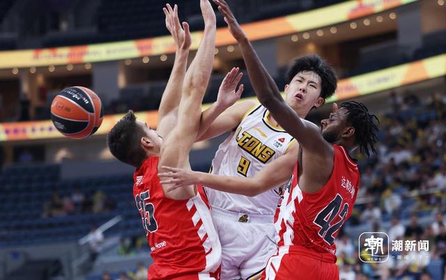 包含精彩篮球对决掀起高潮,豪强巅峰相争的词条 包含精彩篮球对决掀起高潮,豪强巅峰相争的词条