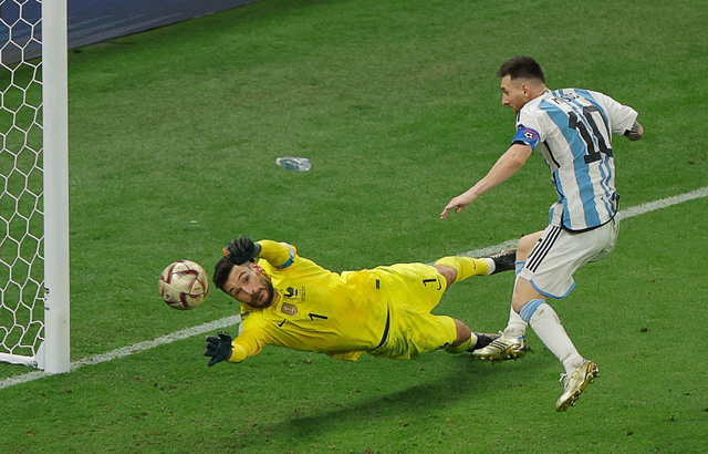 塞内加尔横扫乌拉圭，迪马利亚刷新纪录的简单介绍