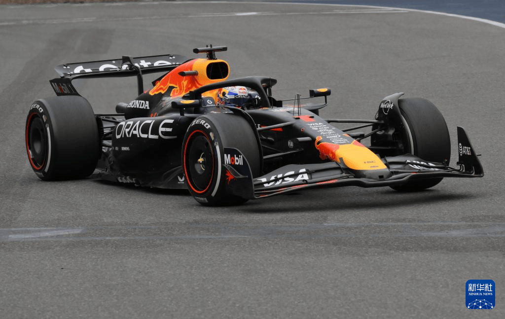 包含威廉姆斯险胜哈斯车队，维斯塔潘统治全场的词条