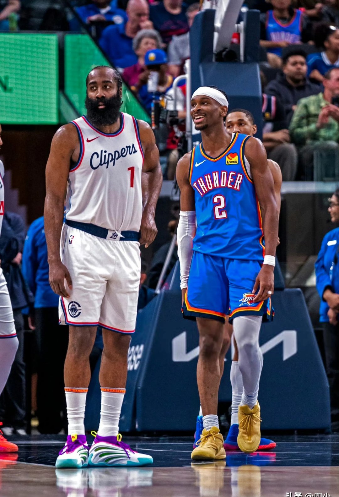 包含四川队横扫76人，哈登统治全场的词条