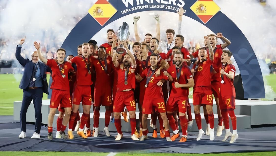 比利时鏖战克罗地亚，卡拉斯科扛起全队