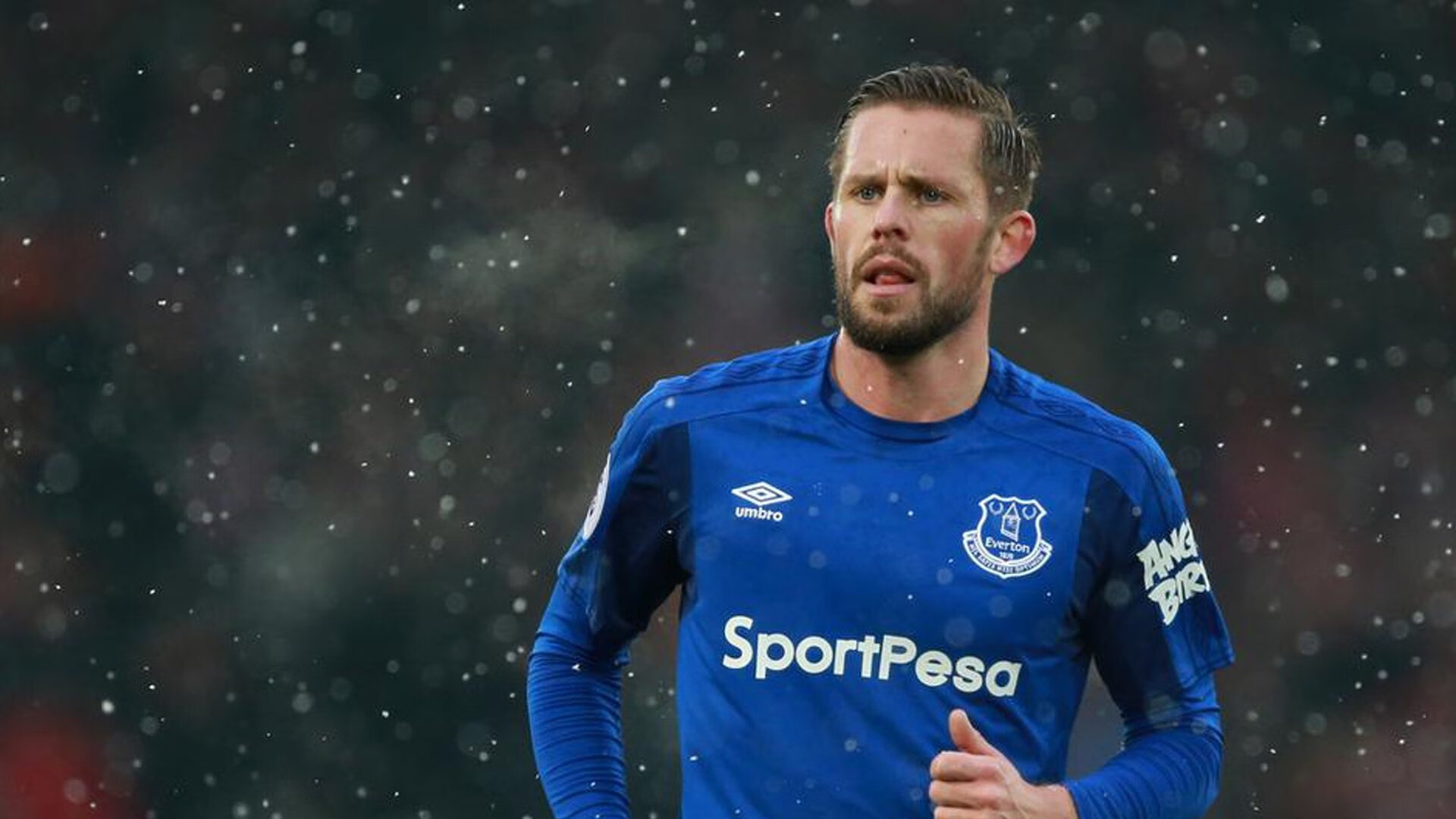 马龙统治全场，奥地利队险胜瑞典队，一场技术与意志的较量